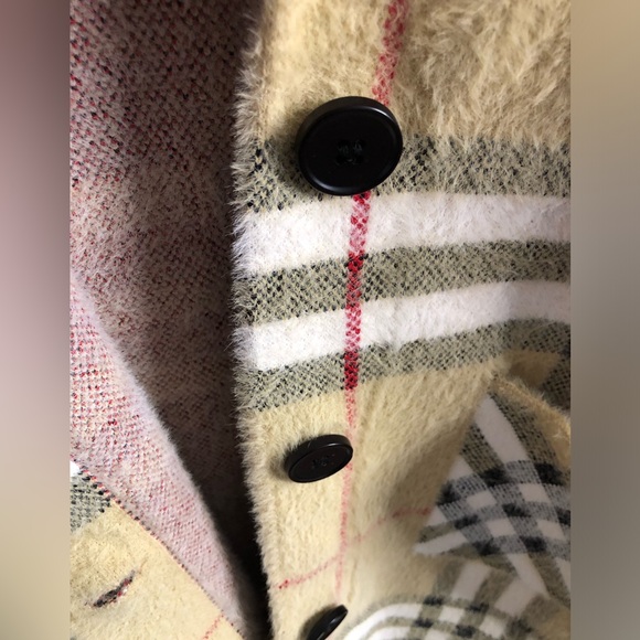 Cute cozy Cashmere feel fibers Nova check Tartan Plaid sweater. Size M/L - Picture 11 of 13